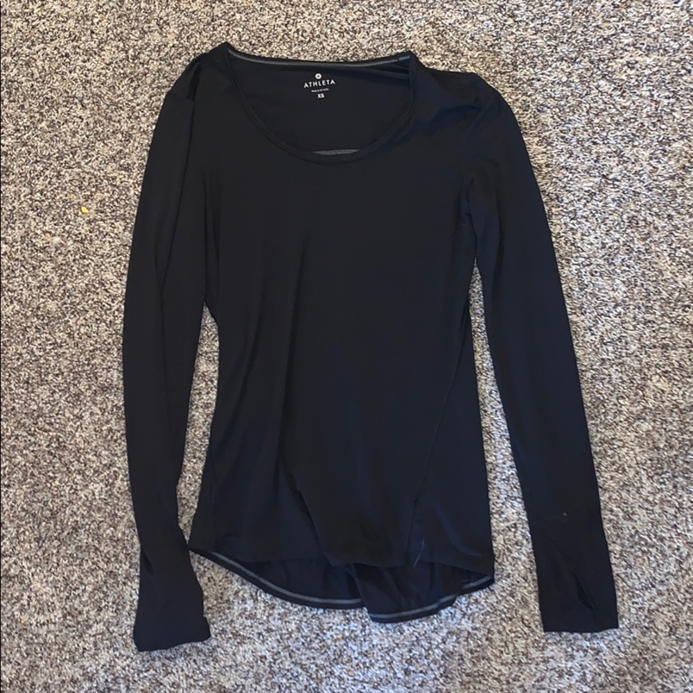 SOLD Black long sleeve athleta shirt